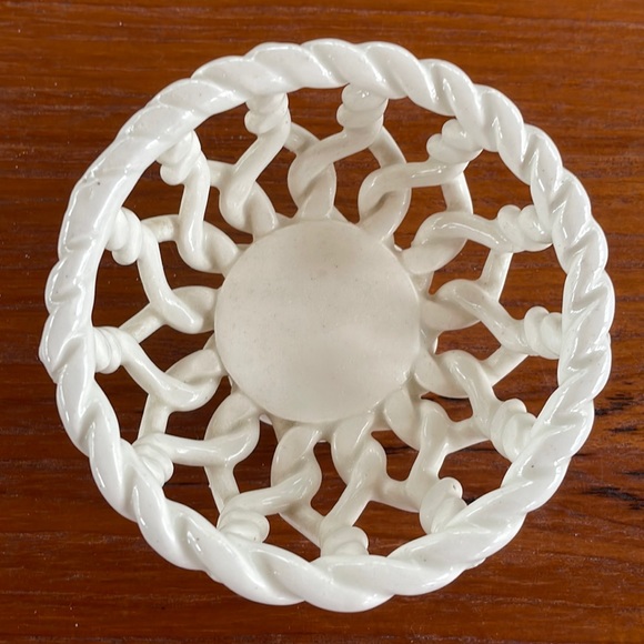 VTG Rope Porcelain Trinket Basket - Picture 4 of 7